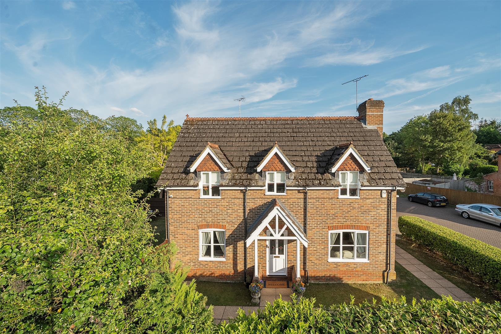 Home Close, Virginia Water